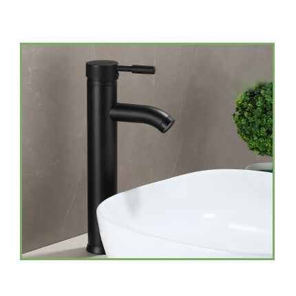 Un robinet lavabo minimaliste noir mat pour salle de bain - Mitigeur élégant en acier inoxydable avec poignée ergonomique. Adapté à tous les styles décoratifs, apportant une touche contemporaine à votre salle de bain. Disponible en deux hauteurs pour s'adapter à votre vasque.